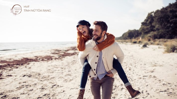 Thực tại không nằm trong kế hoạch hay logic, mà nằm trong từng khoảnh khắc đang diễn ra tình yêu đích thực